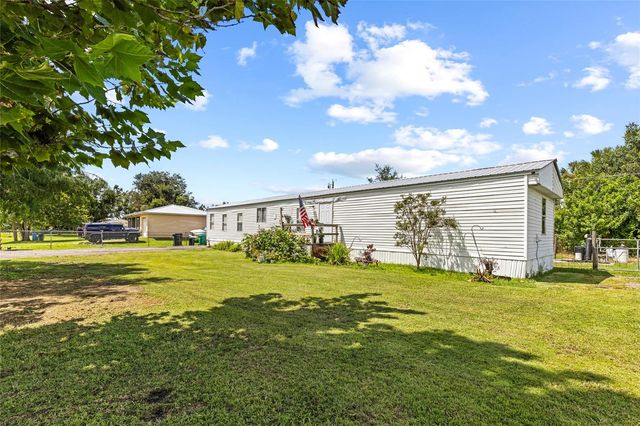 6585 NE 7TH STREET, Okeechobee, FL 34974