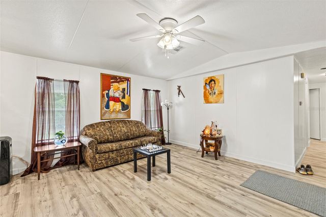 6585 NE 7TH STREET, Okeechobee, FL 34974