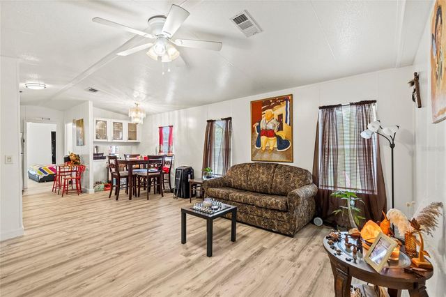 6585 NE 7TH STREET, Okeechobee, FL 34974