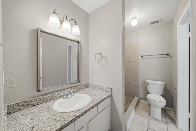 4605 Orange Circle N, Pearland, TX 77581
