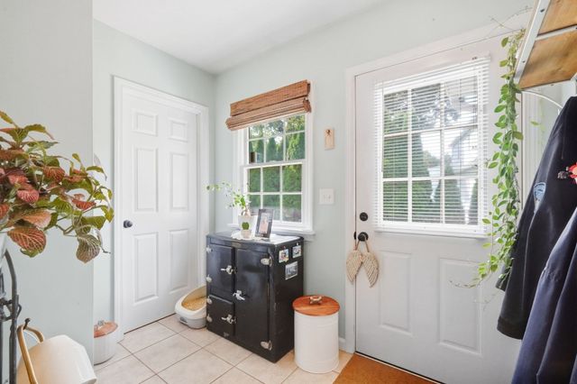 36 Decorie Dr, Wilbraham, MA 01095