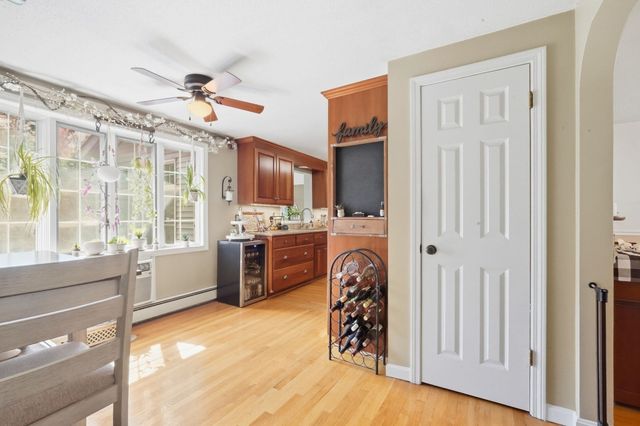 36 Decorie Dr, Wilbraham, MA 01095