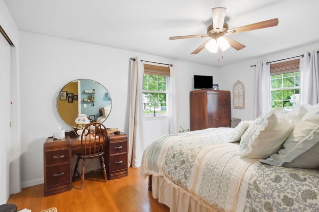 36 Decorie Dr, Wilbraham, MA 01095