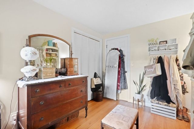 36 Decorie Dr, Wilbraham, MA 01095