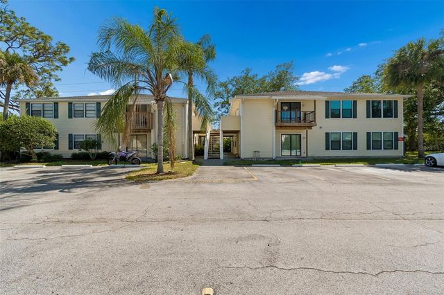 140 HUNTER LAKE DRIVE 8C, Oldsmar, FL 34677