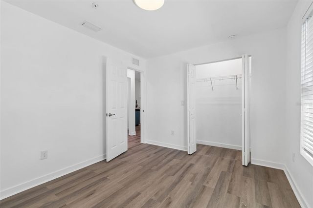 140 HUNTER LAKE DRIVE 8C, Oldsmar, FL 34677