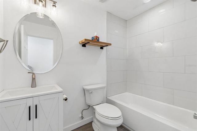 140 HUNTER LAKE DRIVE 8C, Oldsmar, FL 34677