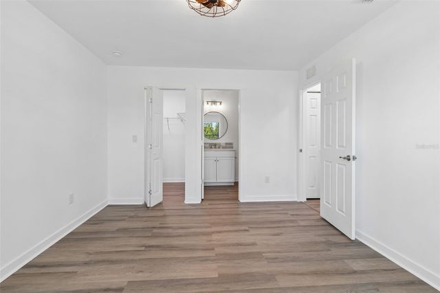 140 HUNTER LAKE DRIVE 8C, Oldsmar, FL 34677