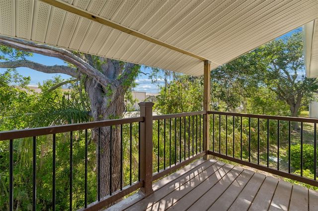 140 HUNTER LAKE DRIVE 8C, Oldsmar, FL 34677