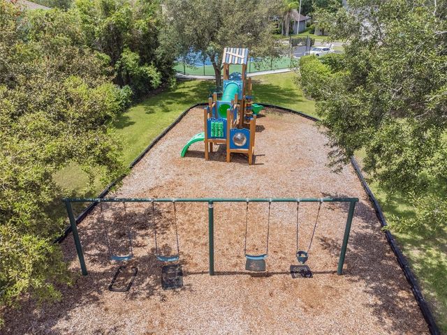 140 HUNTER LAKE DRIVE 8C, Oldsmar, FL 34677