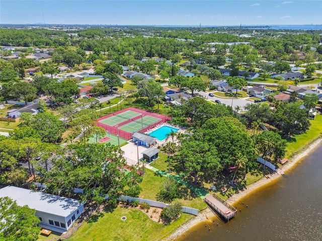 140 HUNTER LAKE DRIVE 8C, Oldsmar, FL 34677
