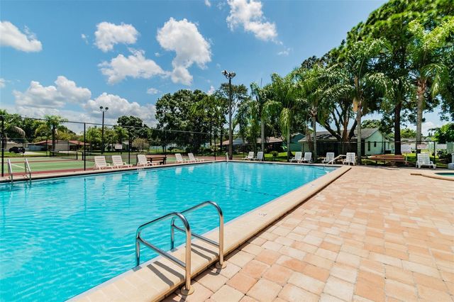 140 HUNTER LAKE DRIVE 8C, Oldsmar, FL 34677