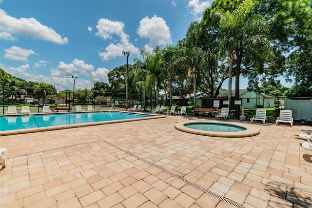 140 HUNTER LAKE DRIVE 8C, Oldsmar, FL 34677