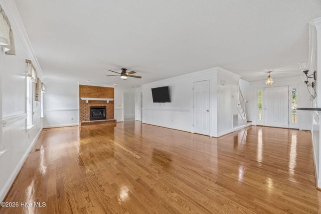 819 Badger Circle, Greenville, NC 27834