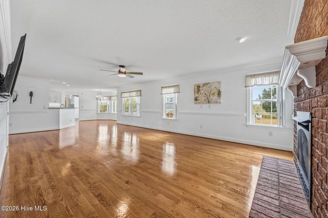 819 Badger Circle, Greenville, NC 27834