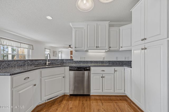 819 Badger Circle, Greenville, NC 27834