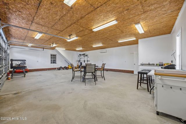 819 Badger Circle, Greenville, NC 27834