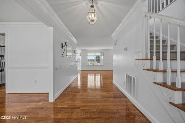 819 Badger Circle, Greenville, NC 27834