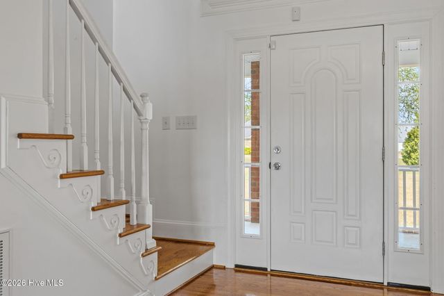 819 Badger Circle, Greenville, NC 27834