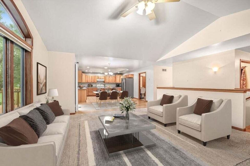 3467 Country View DRIVE, Delavan, WI 53115