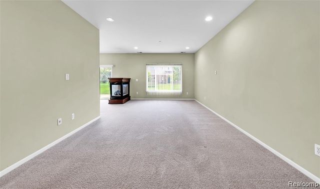 14353 Shadywood Drive, Sterling Heights, MI 48312