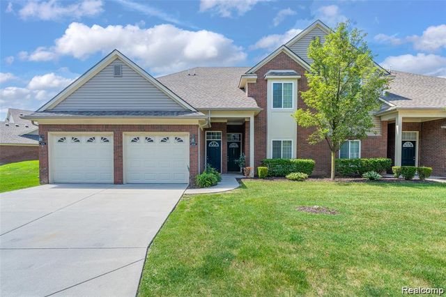 14353 Shadywood Drive, Sterling Heights, MI 48312