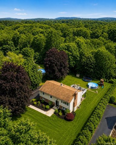 63 Dixon Road, Mahopac, NY 10512