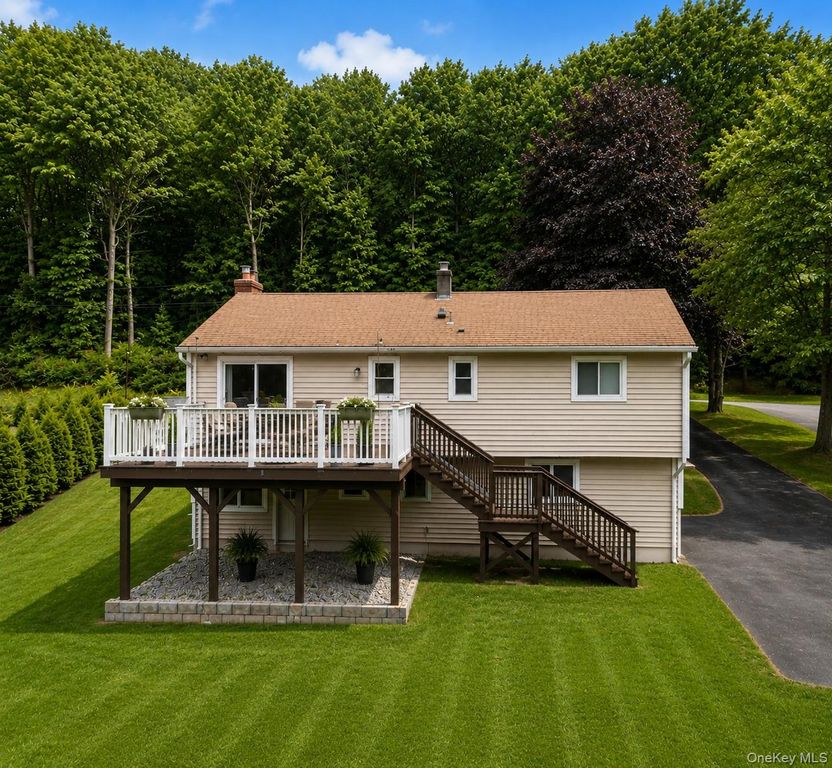 63 Dixon Road, Mahopac, NY 10512 — photo 5