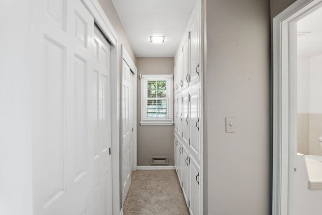 6119 E Oneida Ave, Wichita, KS 67208