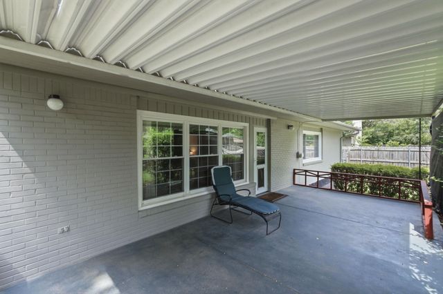 6119 E Oneida Ave, Wichita, KS 67208