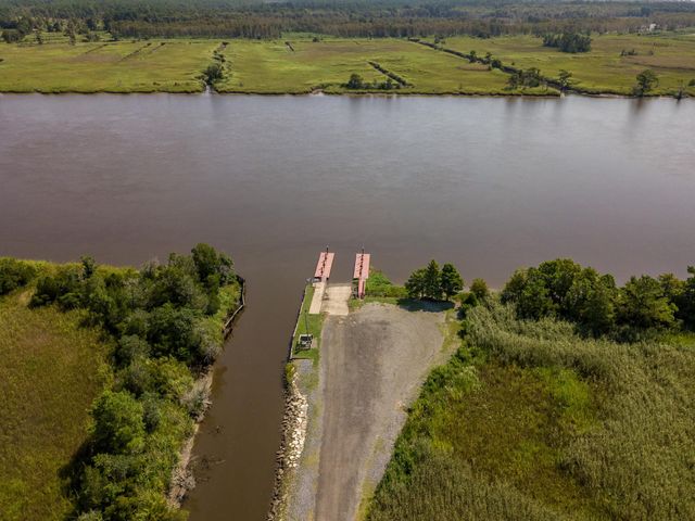 1050 Francis Parker Rd., Georgetown, SC 29440