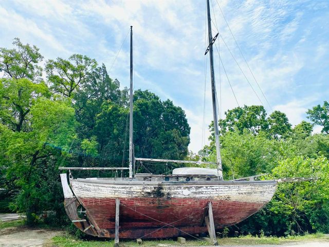 1050 Francis Parker Rd., Georgetown, SC 29440