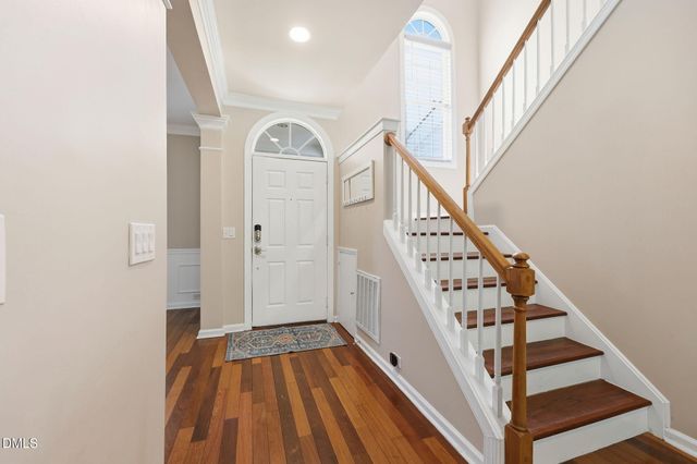5128 Pinehall Wynd, Raleigh, NC 27604