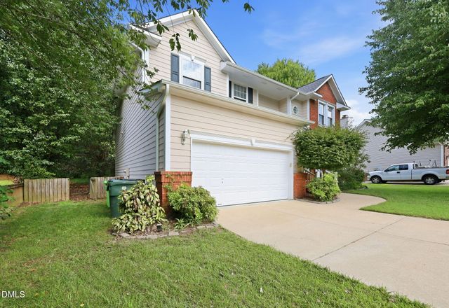 5128 Pinehall Wynd, Raleigh, NC 27604
