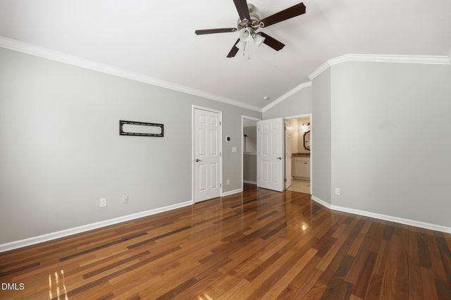 5128 Pinehall Wynd, Raleigh, NC 27604