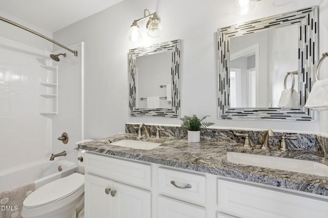 5128 Pinehall Wynd, Raleigh, NC 27604