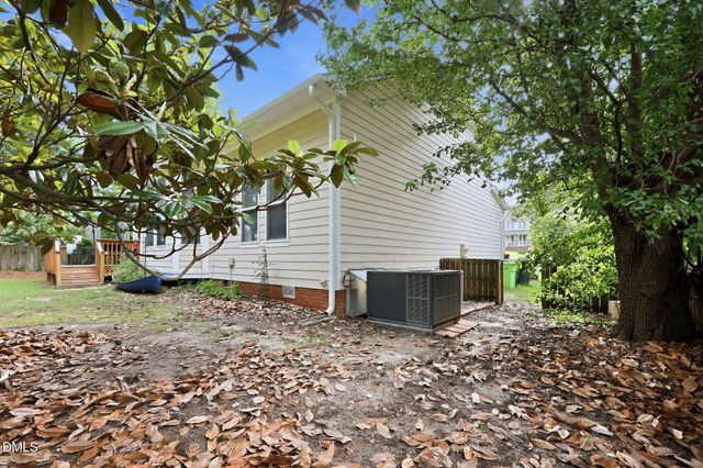 5128 Pinehall Wynd, Raleigh, NC 27604