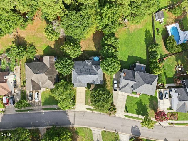 5128 Pinehall Wynd, Raleigh, NC 27604