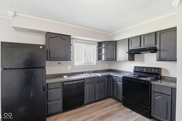 5534 Hill Rise Drive, Indianapolis, IN 46237