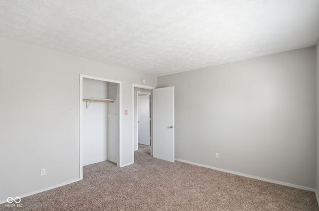 5534 Hill Rise Drive, Indianapolis, IN 46237