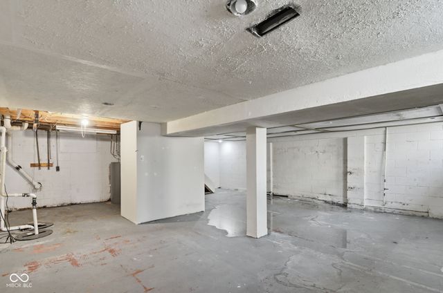 5534 Hill Rise Drive, Indianapolis, IN 46237