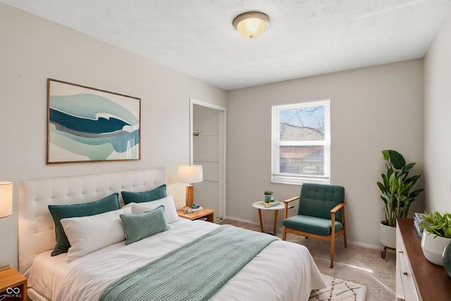 5534 Hill Rise Drive, Indianapolis, IN 46237