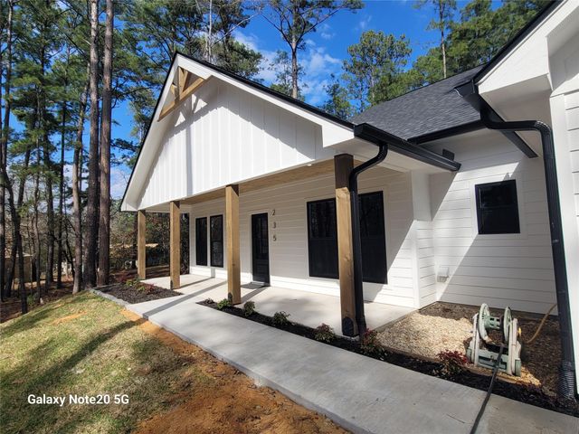 235 Dogwood Road, Brookeland, TX 75931