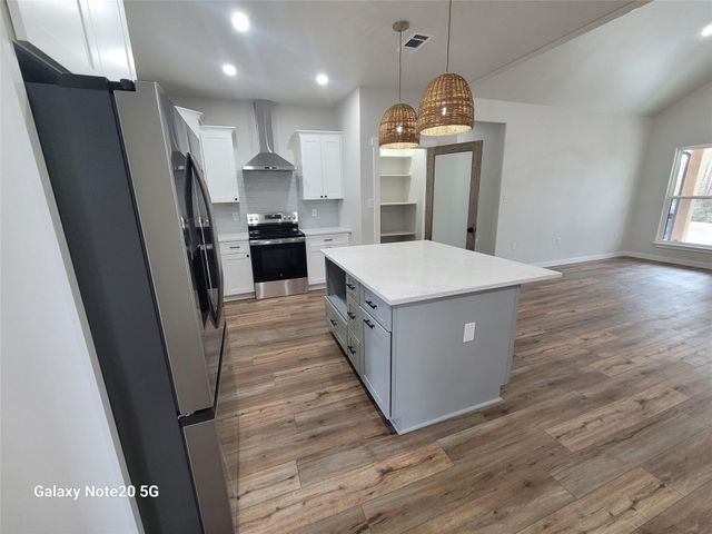 235 Dogwood Road, Brookeland, TX 75931