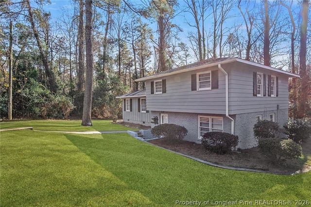 1401 Briarcliff Drive B, Fayetteville, NC 28305