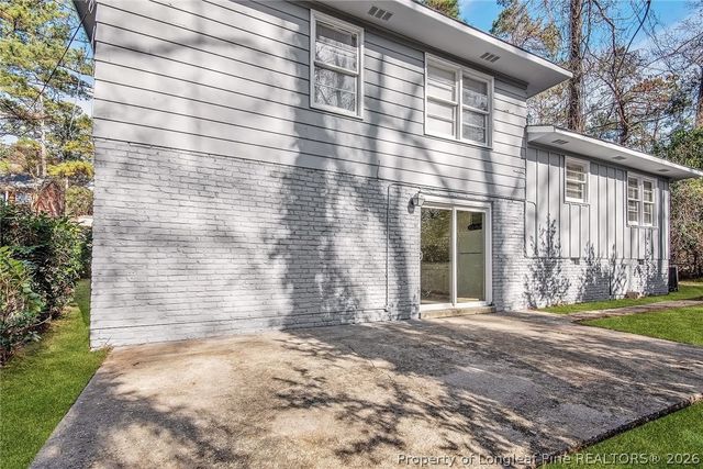 1401 Briarcliff Drive B, Fayetteville, NC 28305