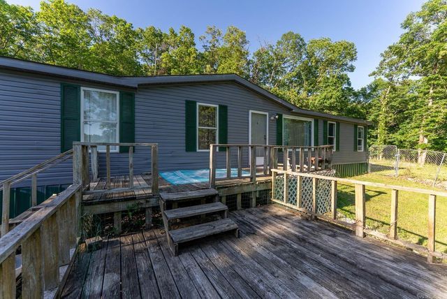 300 Chinn Springs Lane, Batesville, AR 72501