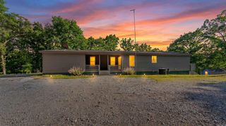 300 Chinn Springs Lane, Batesville, AR 72501