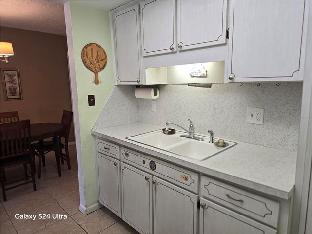 6044 22ND AVENUE N 2, St Petersburg, FL 33710