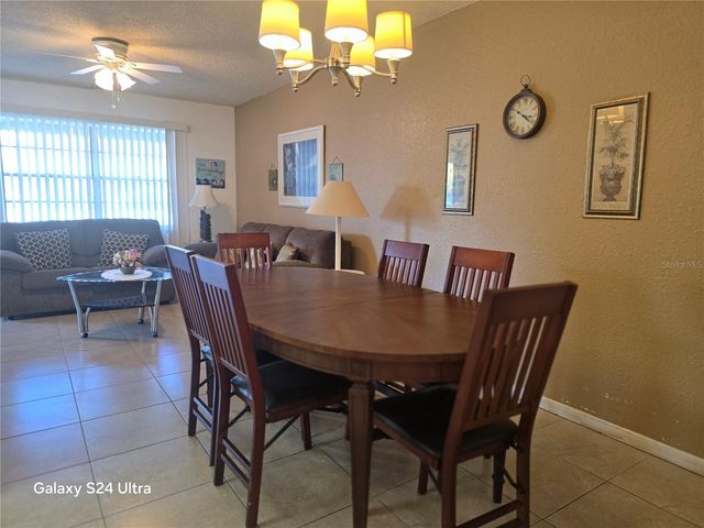 6044 22ND AVENUE N 2, St Petersburg, FL 33710